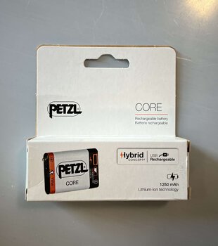 OUTLET akumulator Petzl Core E99ACA